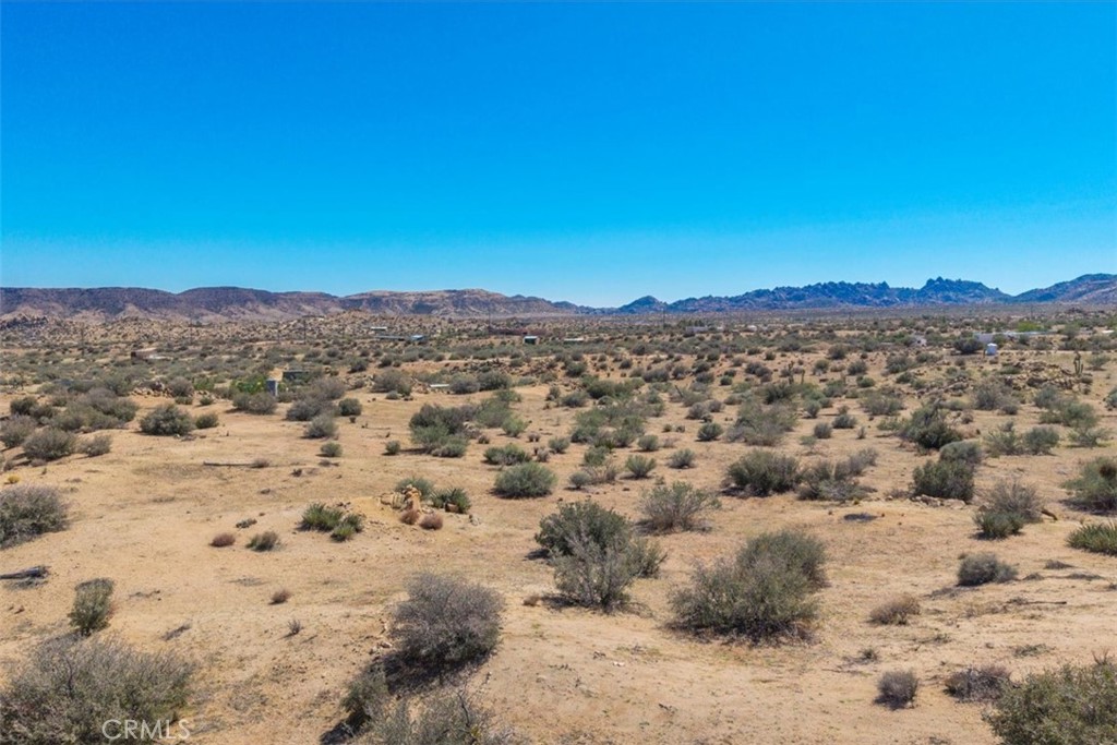 51975 Latigo Ln, Pioneertown, CA 92284