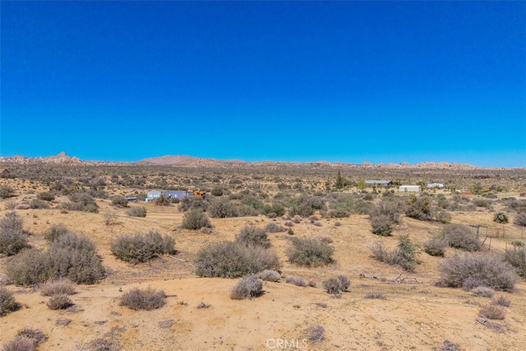 51975 Latigo Ln, Pioneertown, CA 92284