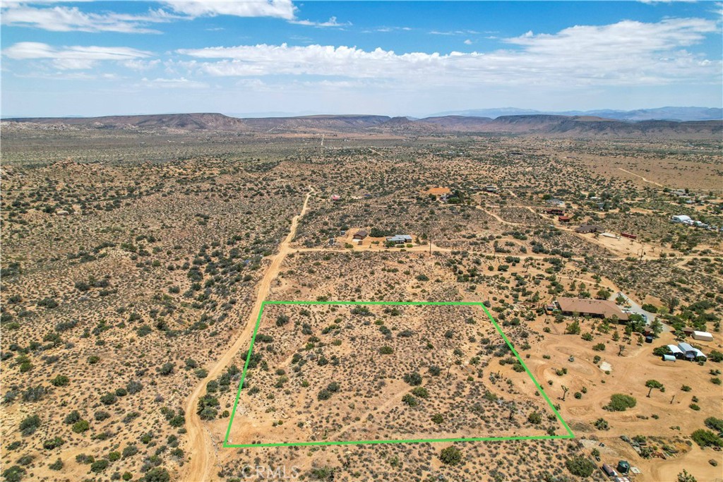 51098 Geronimo Trl, Pioneertown, CA 92286