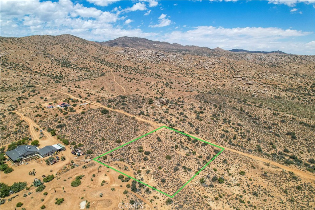 51098 Geronimo Trl, Pioneertown, CA 92286