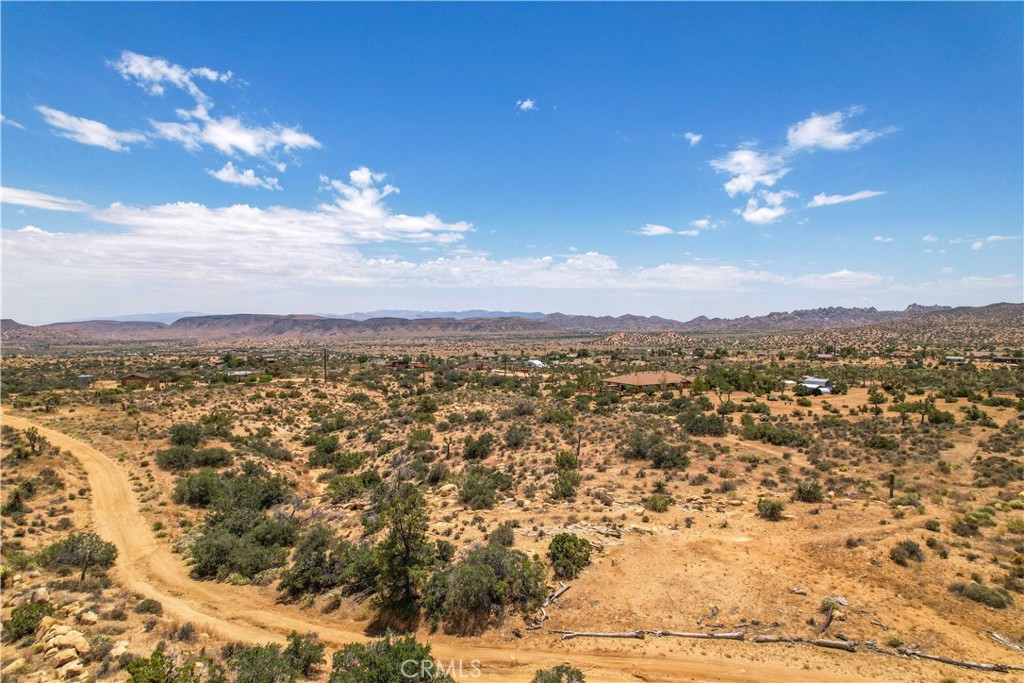 51098 Geronimo Trl, Pioneertown, CA 92286