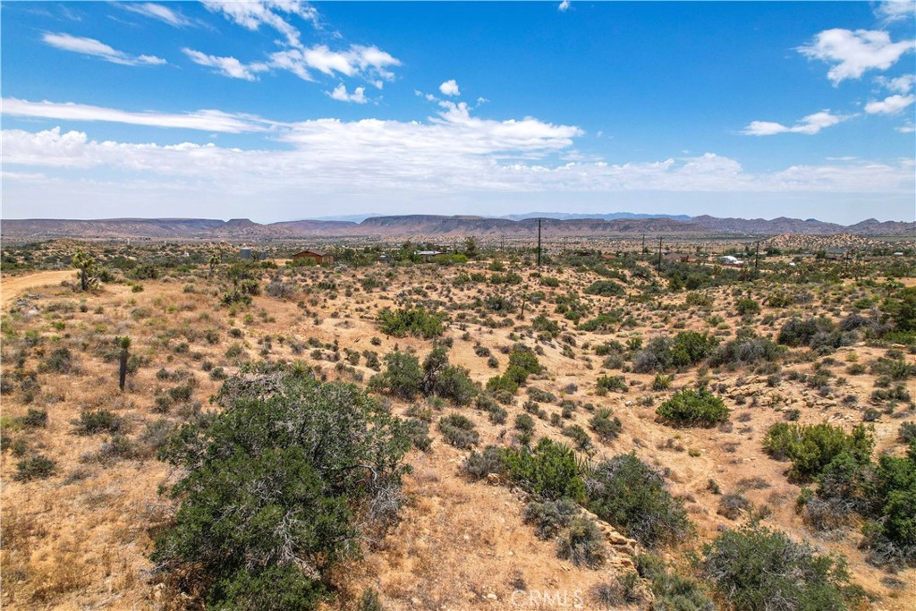 51098 Geronimo Trl, Pioneertown, CA 92286