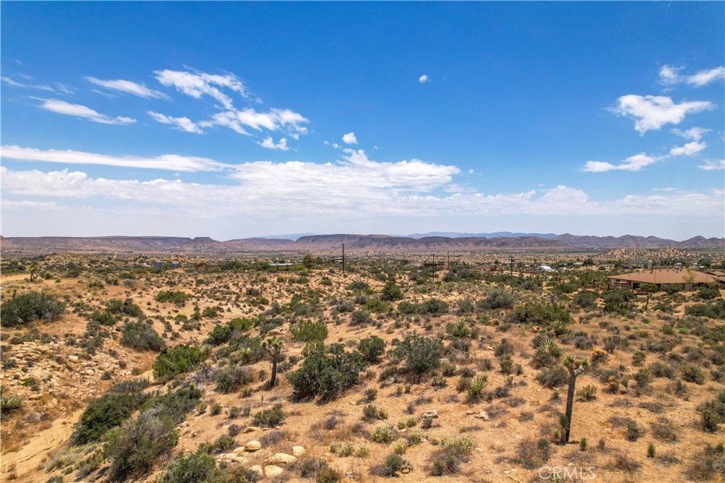 51098 Geronimo Trl, Pioneertown, CA 92286