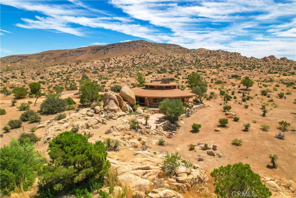55290 Flying Tigers Rd, Pioneertown, CA 92268
