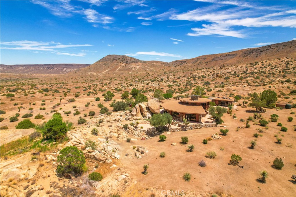 55290 Flying Tigers Rd, Pioneertown, CA 92268