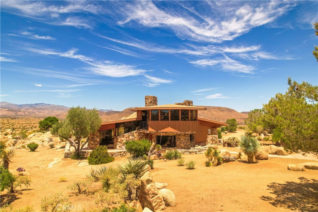 55290 Flying Tigers Rd, Pioneertown, CA 92268