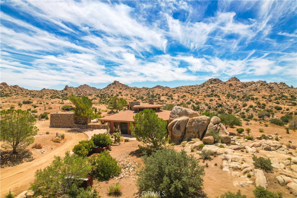 55290 Flying Tigers Rd, Pioneertown, CA 92268
