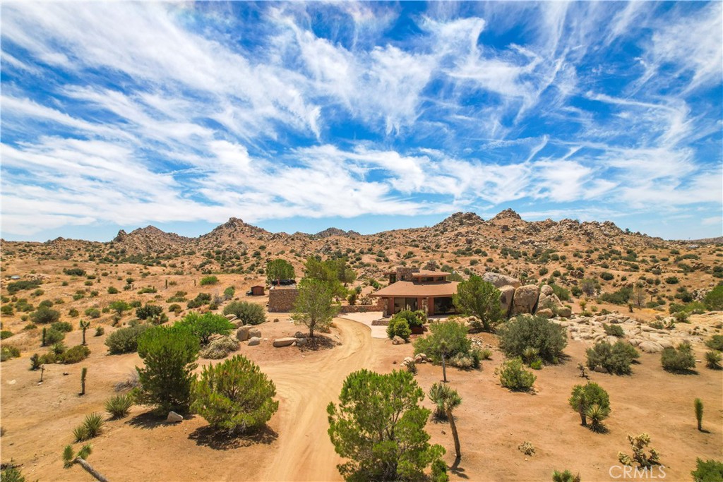 55290 Flying Tigers Rd, Pioneertown, CA 92268