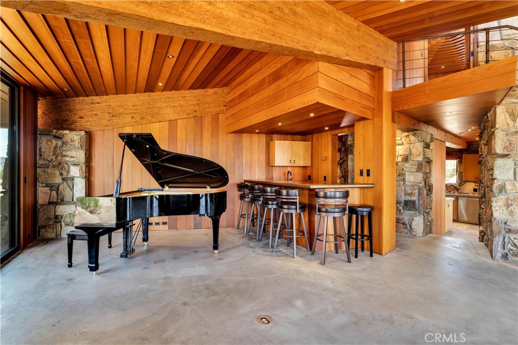 55290 Flying Tigers Rd, Pioneertown, CA 92268