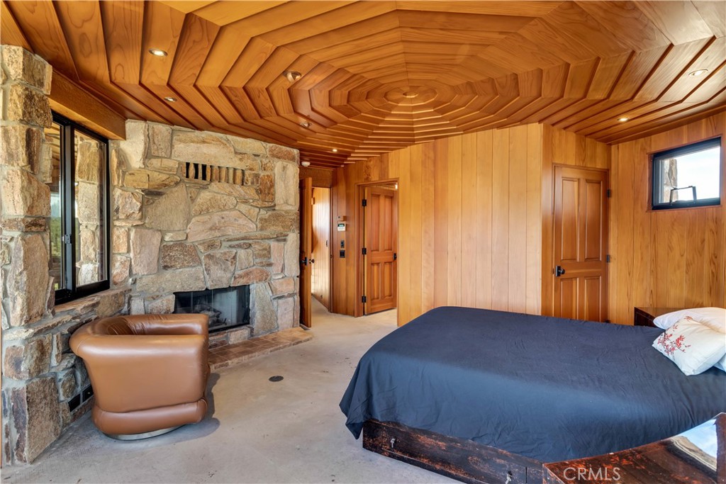 55290 Flying Tigers Rd, Pioneertown, CA 92268