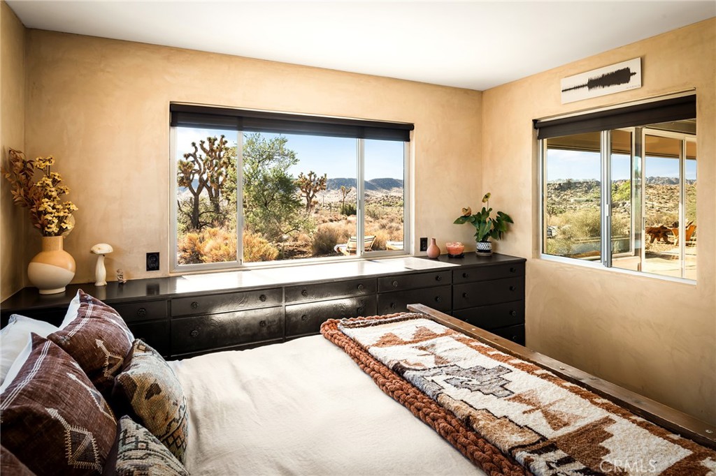 2680 Vine, Pioneertown, CA 92268