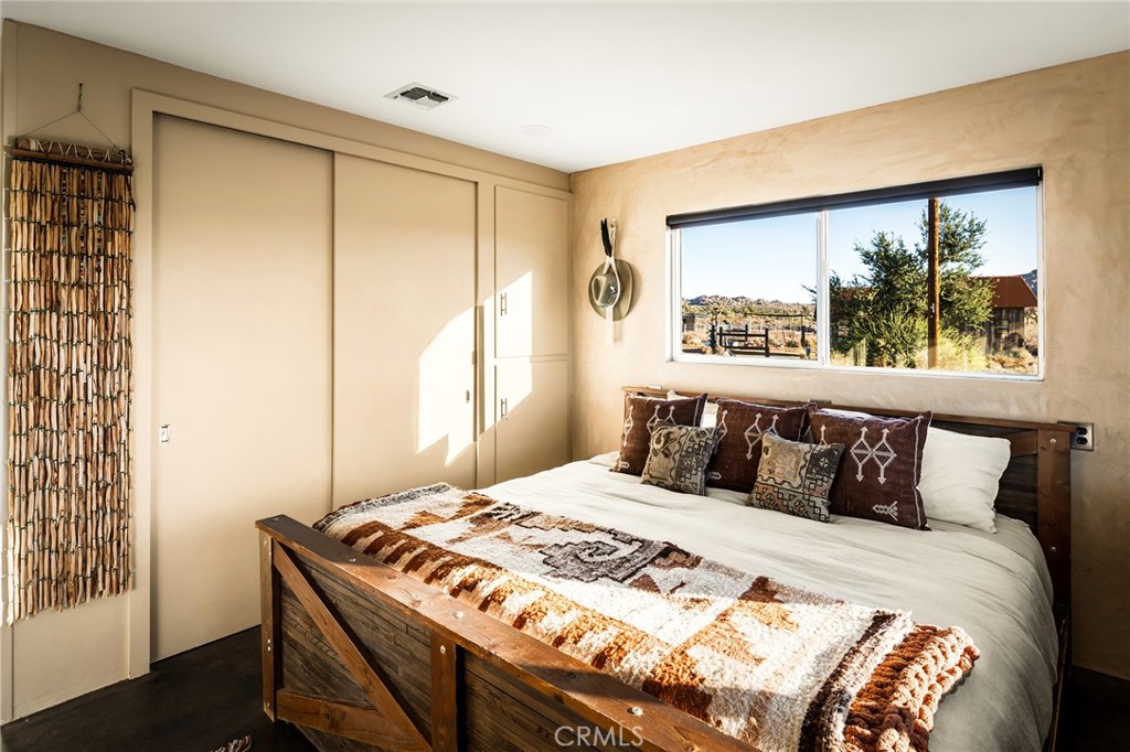 2680 Vine, Pioneertown, CA 92268