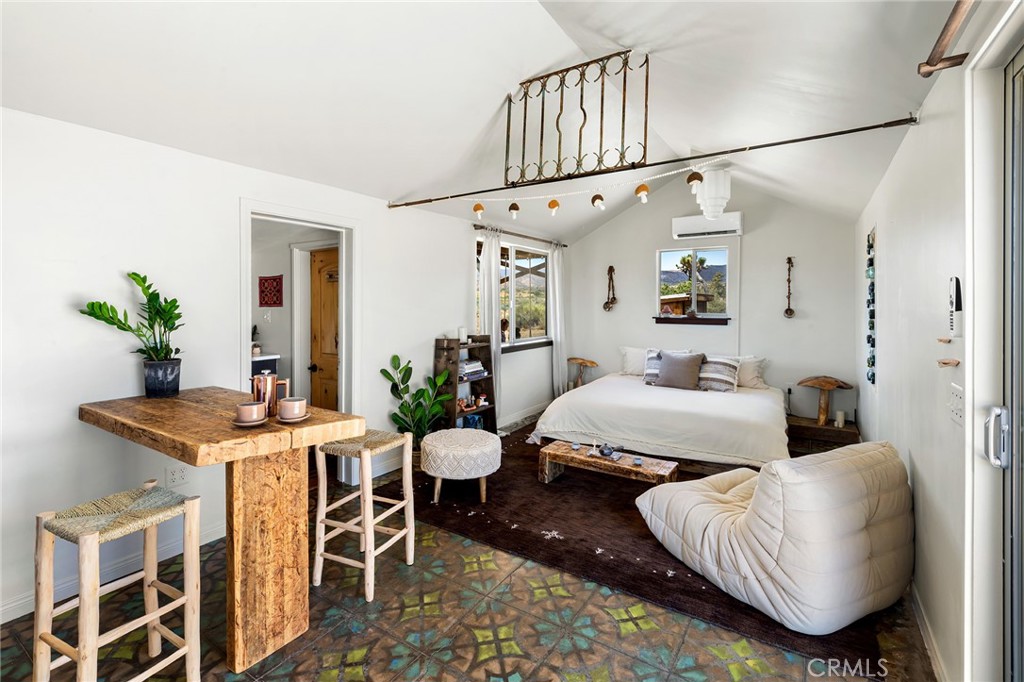 2680 Vine, Pioneertown, CA 92268