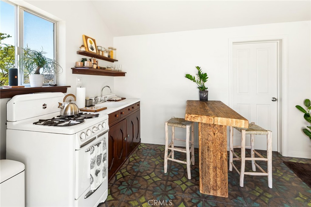 2680 Vine, Pioneertown, CA 92268