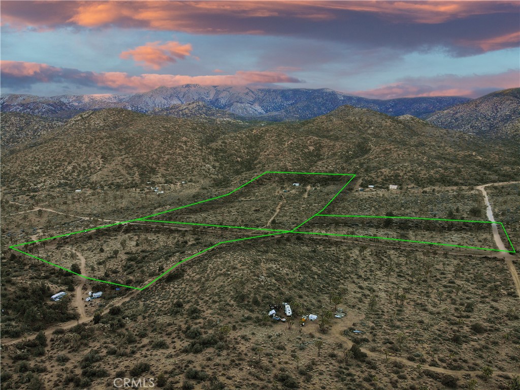 1352 Orion Trl, Pioneertown, CA 92268