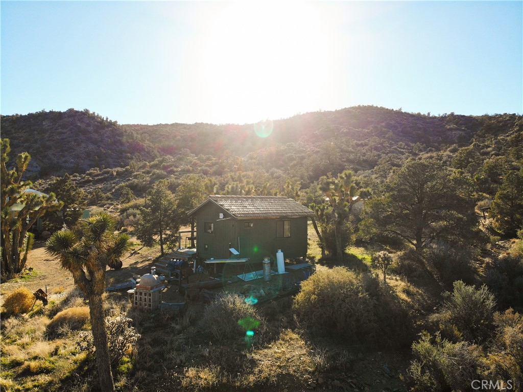 1352 Orion Trl, Pioneertown, CA 92268