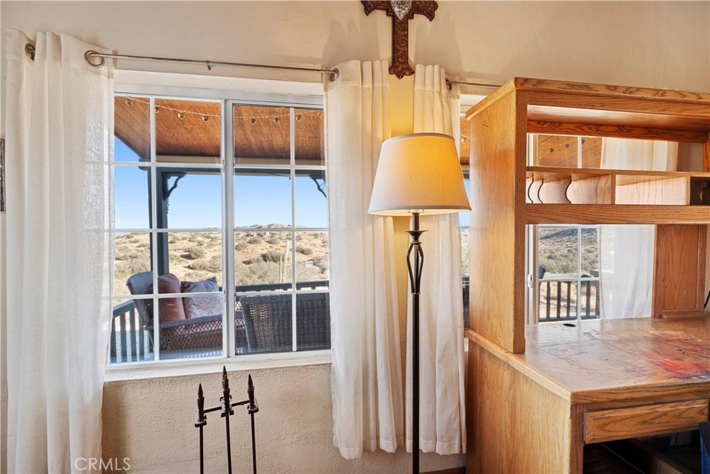 2860 Orange Trl, Pioneertown, CA 92268