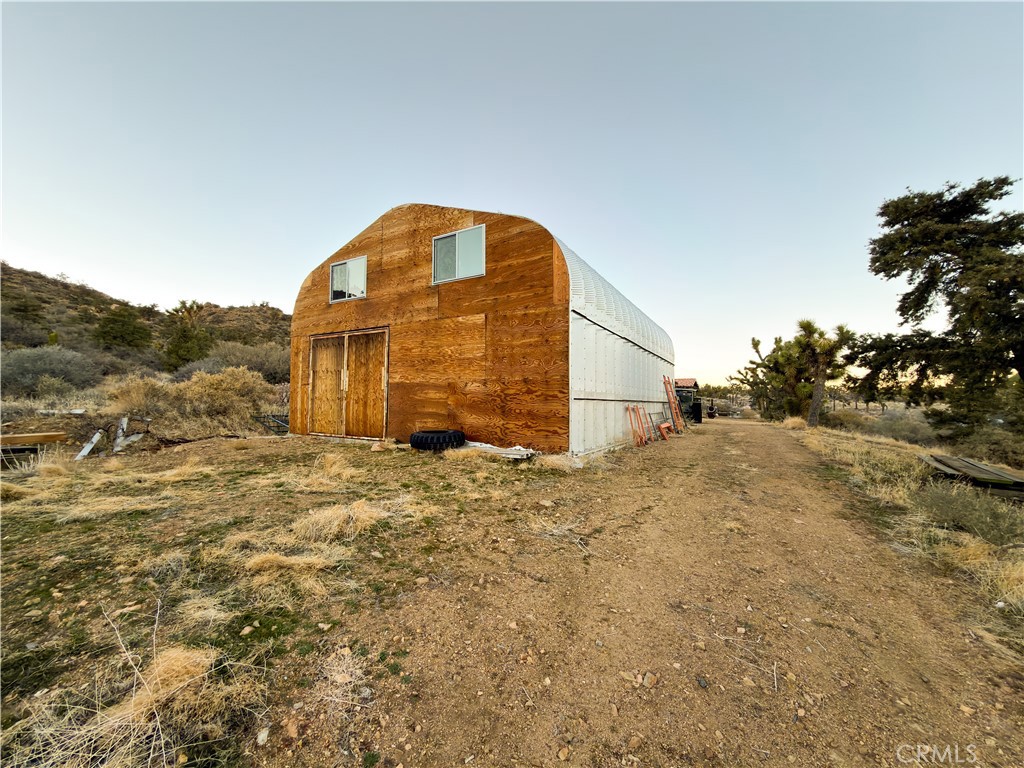 1352 Orion Trl, Pioneertown, CA 92268