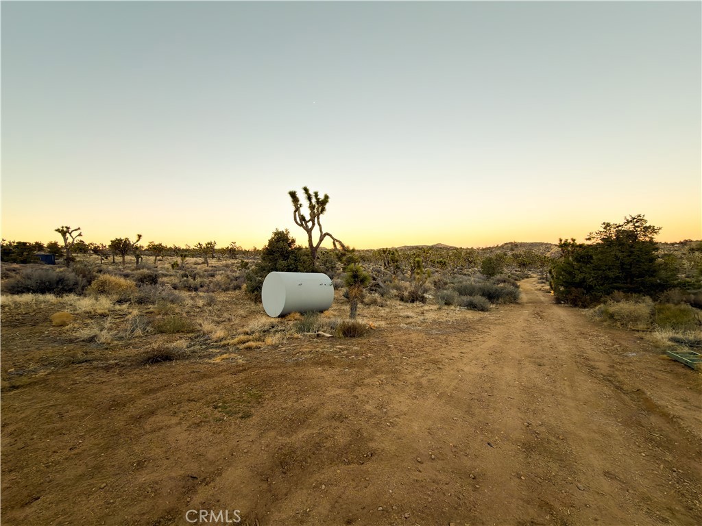 1352 Orion Trl, Pioneertown, CA 92268