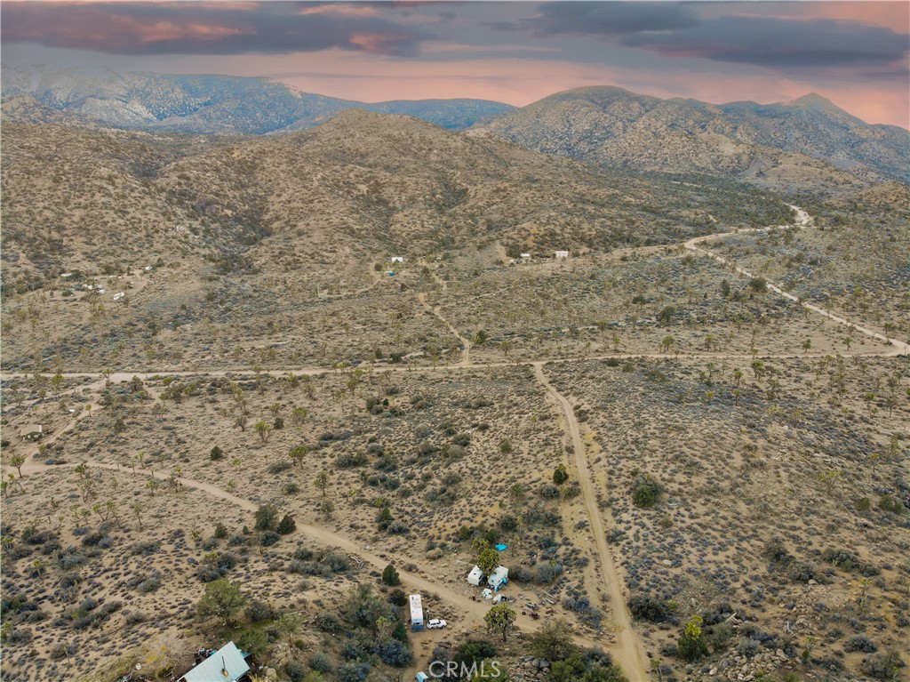 1352 Orion Trl, Pioneertown, CA 92268