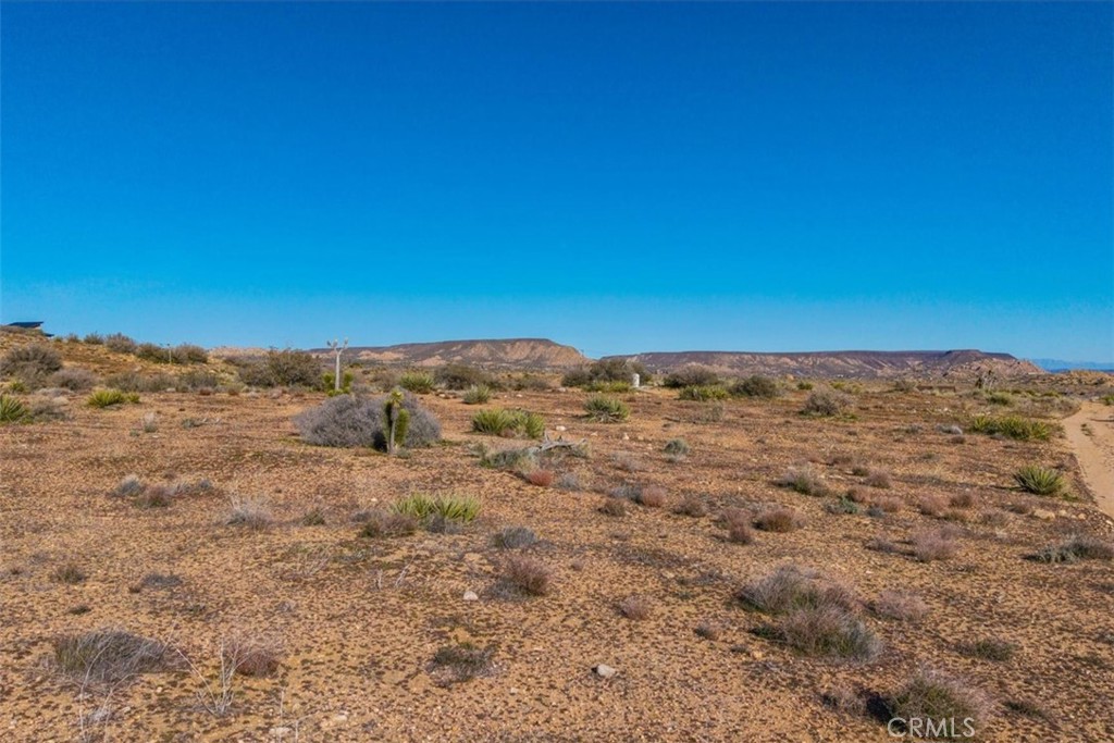 3263 Apache Pass / Bypass, Pioneertown, CA 92268