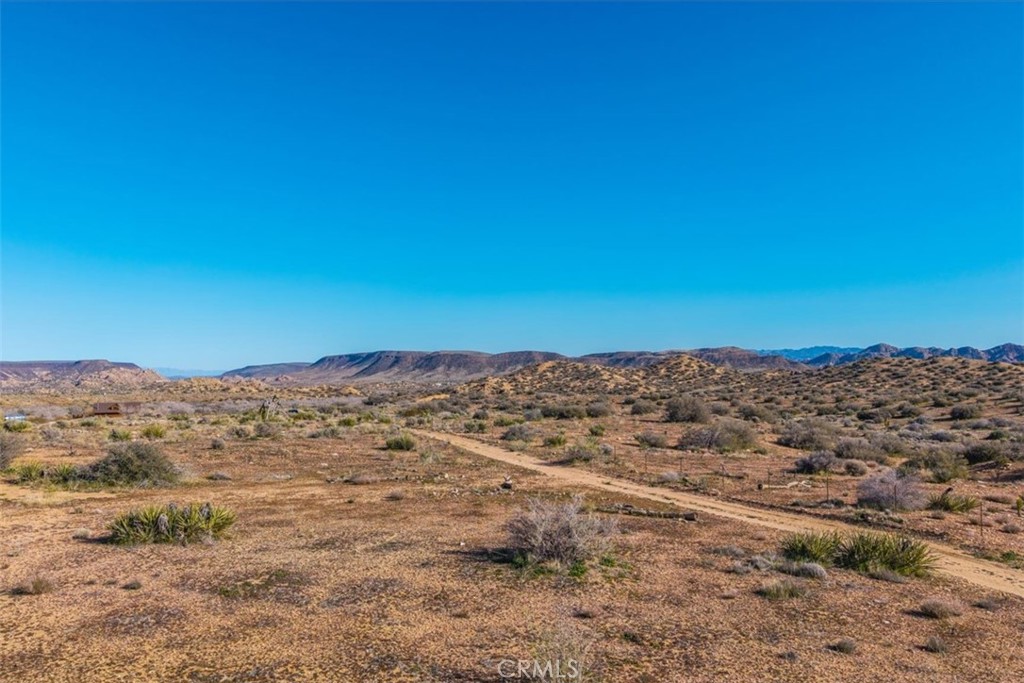 3263 Apache Pass / Bypass, Pioneertown, CA 92268