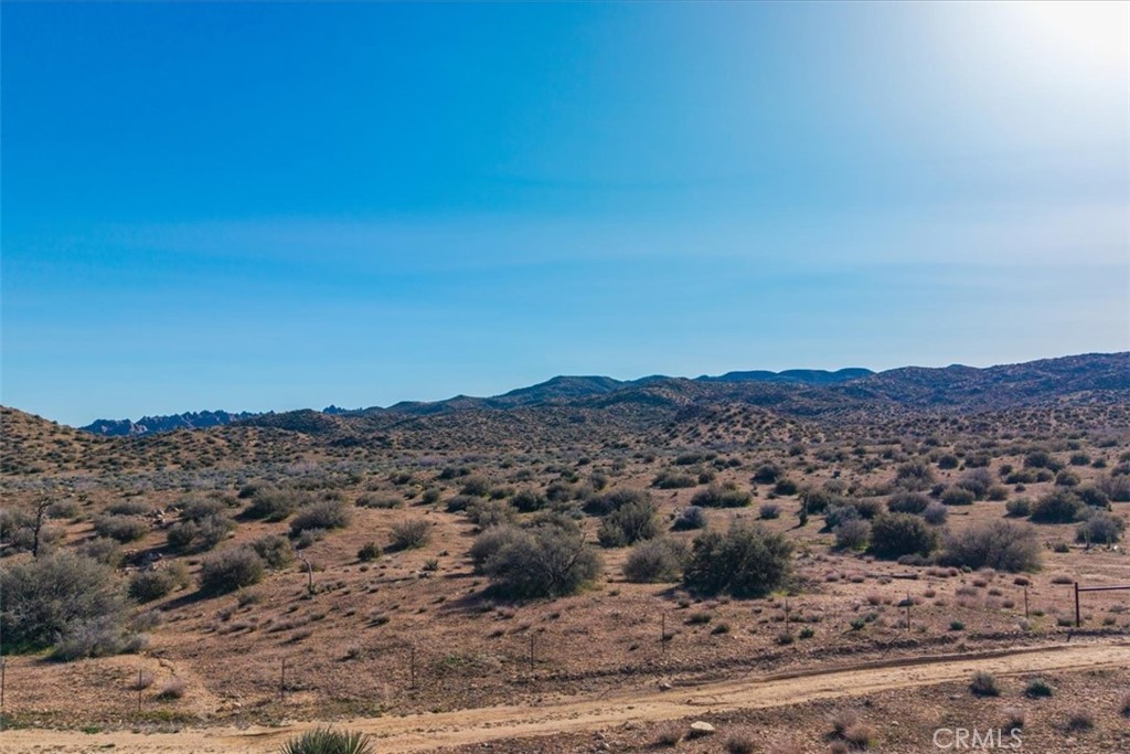 3263 Apache Pass / Bypass, Pioneertown, CA 92268