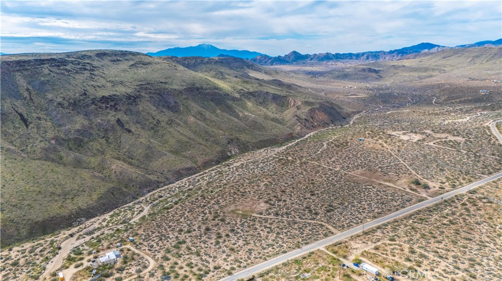55455 Pipes Canyon, Pioneertown, CA 92268