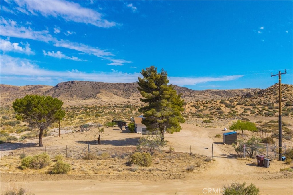 52733 Oak Dr, Pioneertown, CA 92268