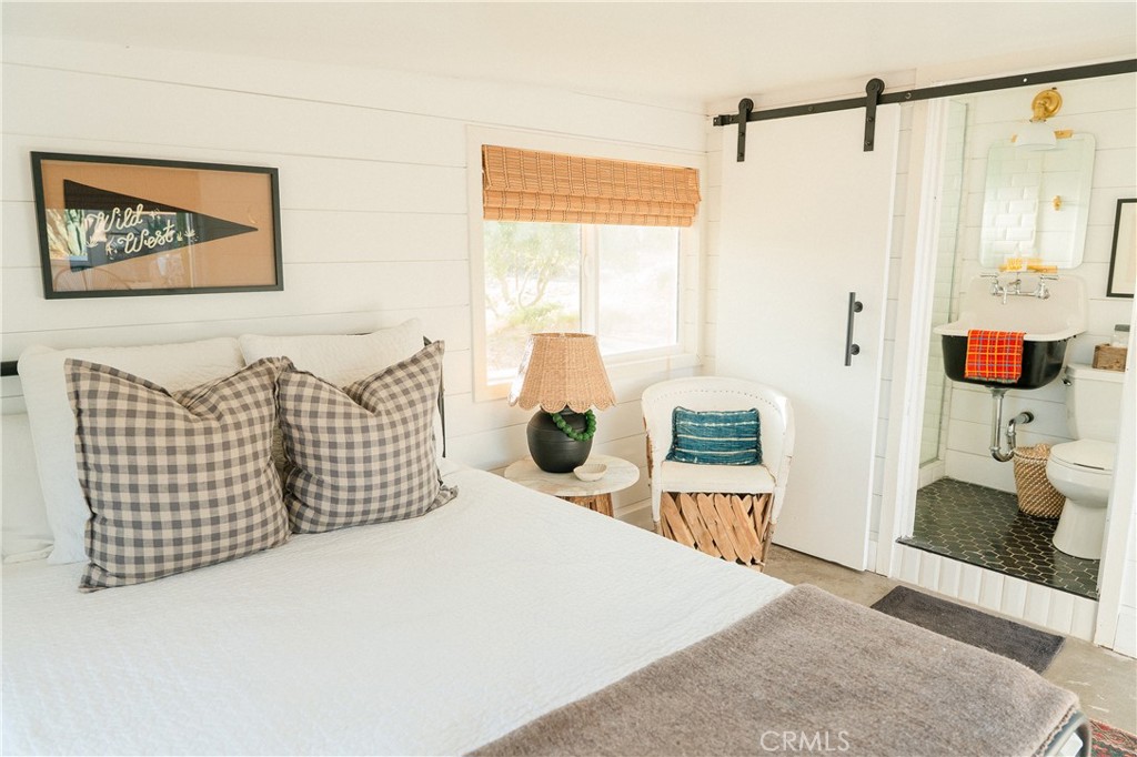 2810 Painted Post Pass, Pioneertown, CA 92268