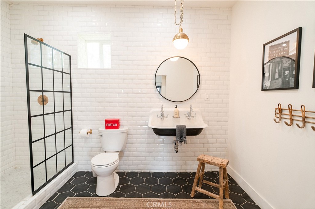 2810 Painted Post Pass, Pioneertown, CA 92268