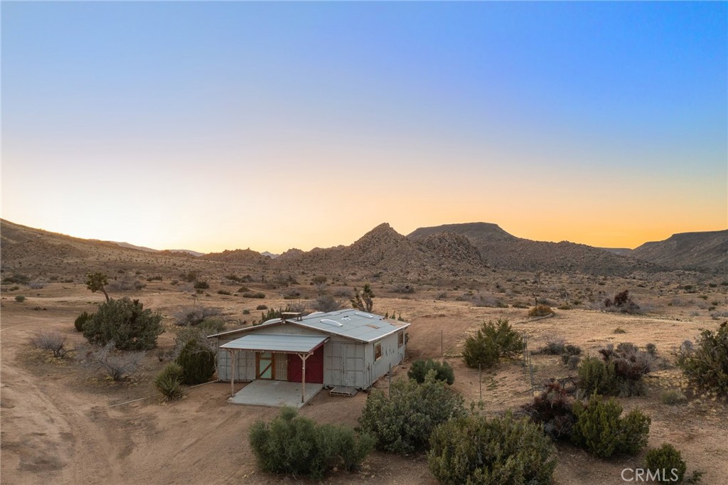 1111 Saratoga, Pioneertown, CA 92268