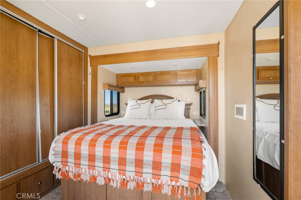 1111 Saratoga, Pioneertown, CA 92268