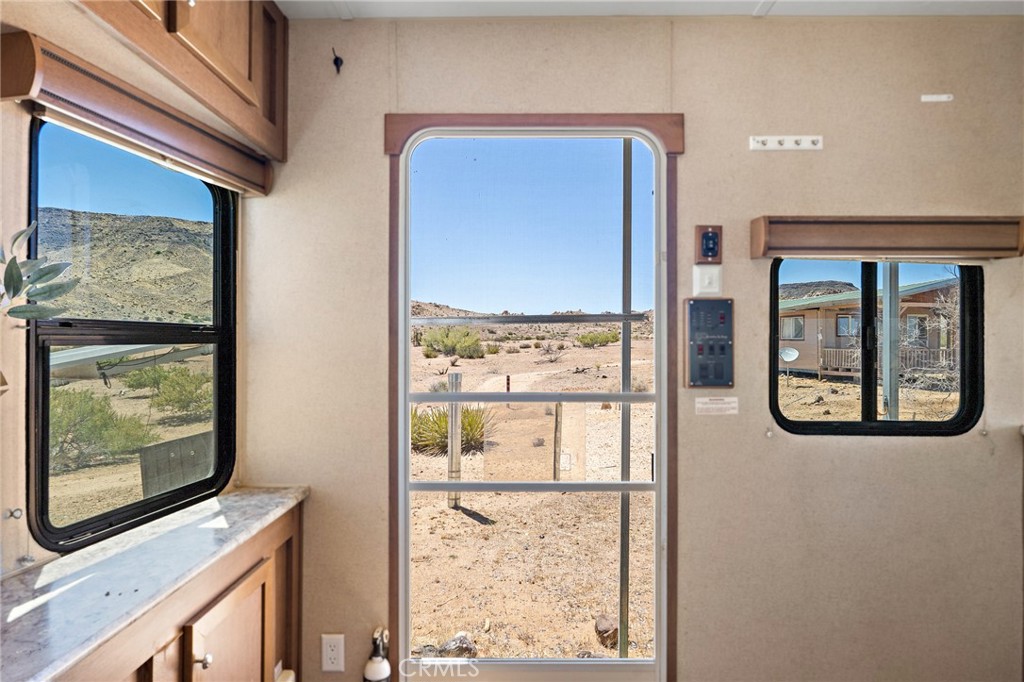 1111 Saratoga, Pioneertown, CA 92268