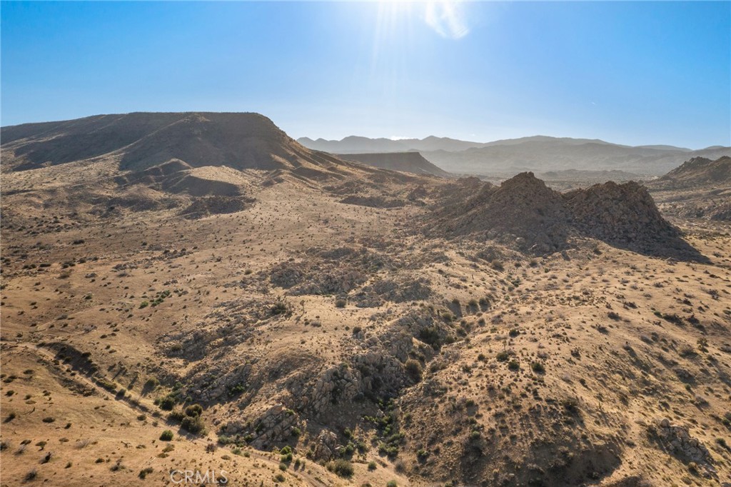 1111 Saratoga, Pioneertown, CA 92268