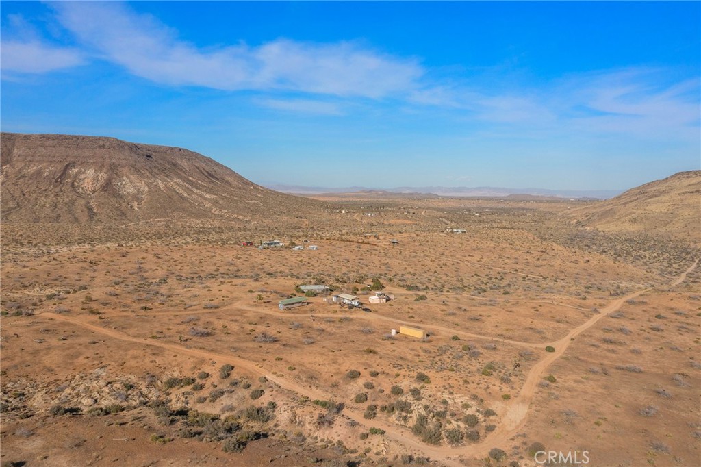 1111 Saratoga, Pioneertown, CA 92268