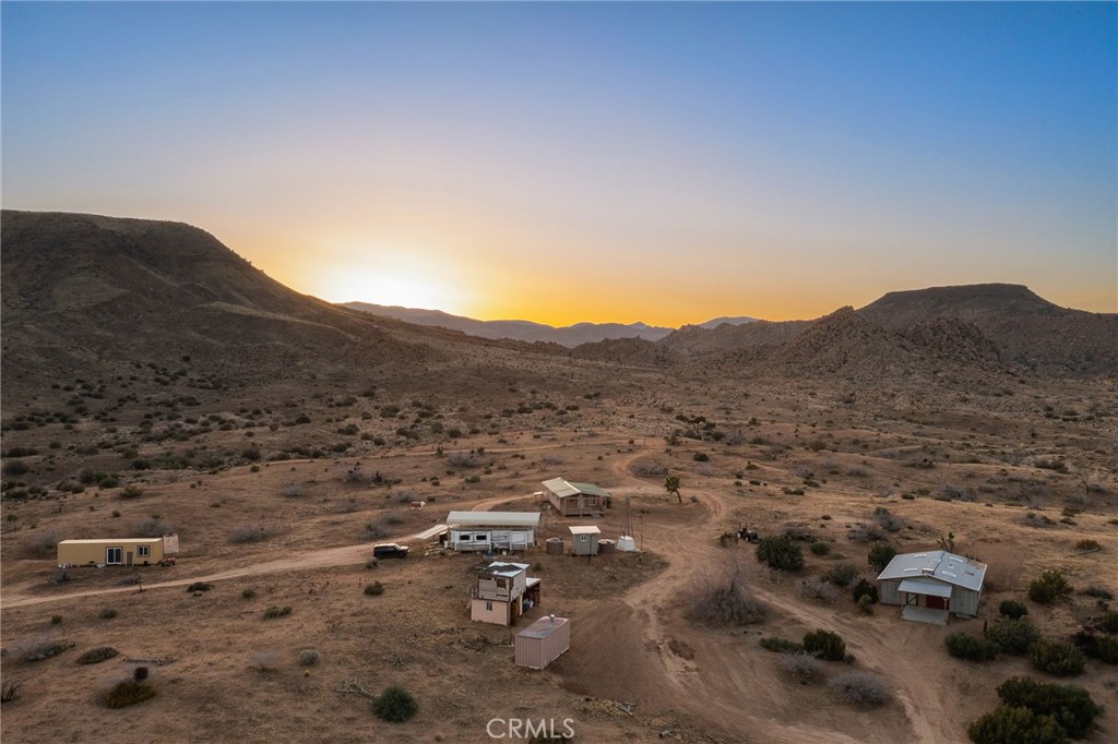 1111 Saratoga, Pioneertown, CA 92268