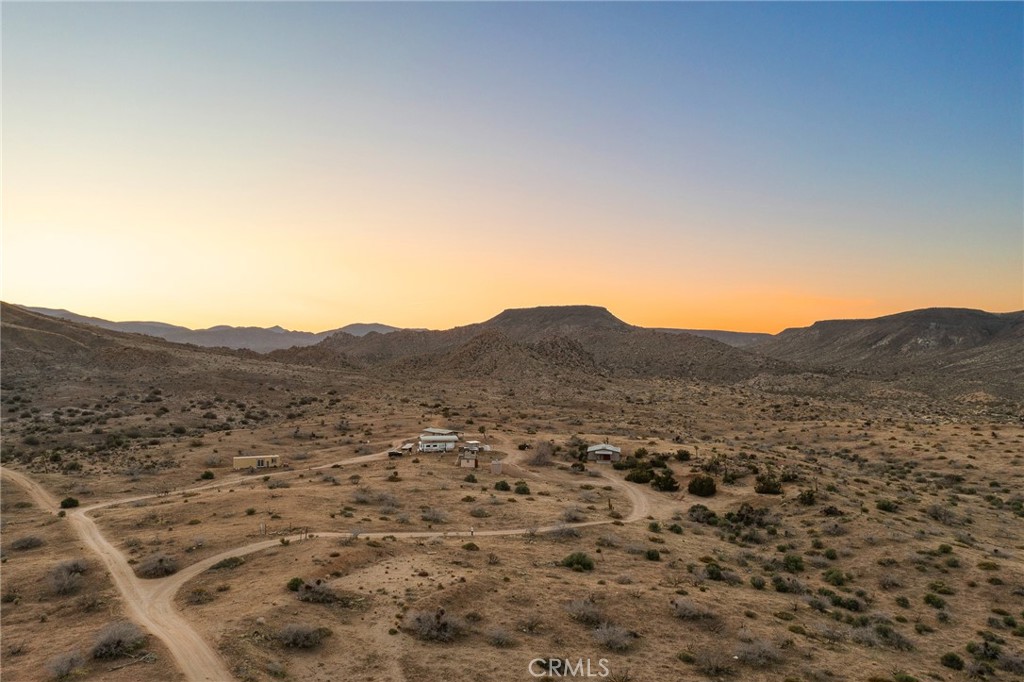 1111 Saratoga, Pioneertown, CA 92268