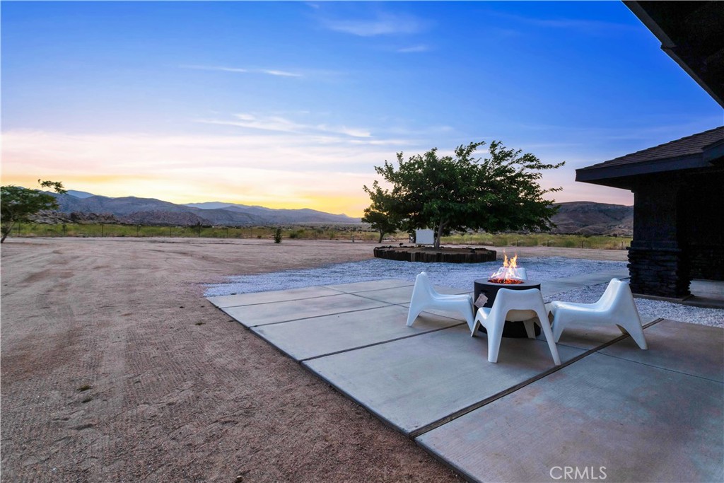 5415 Red Ryder Rd, Pioneertown, CA 92268