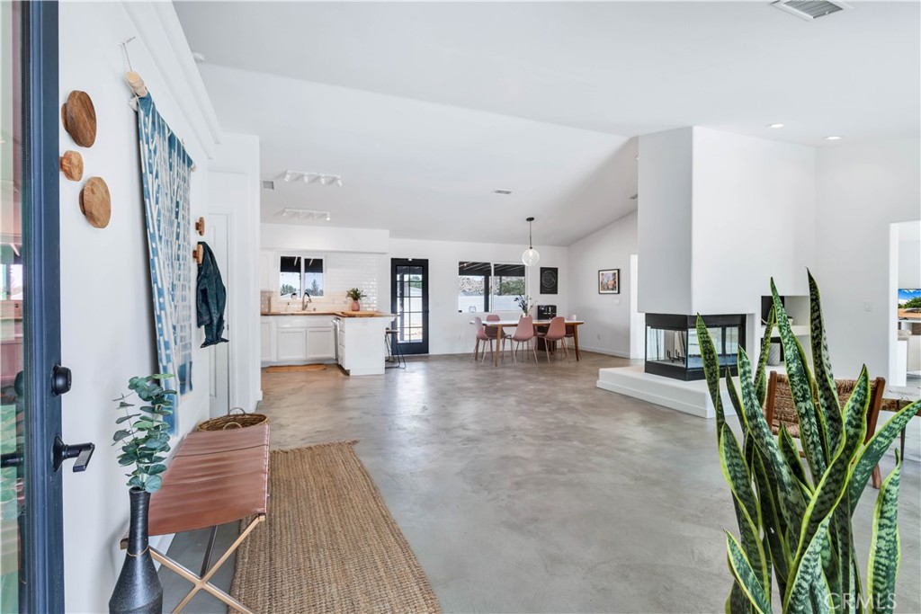 5415 Red Ryder Rd, Pioneertown, CA 92268