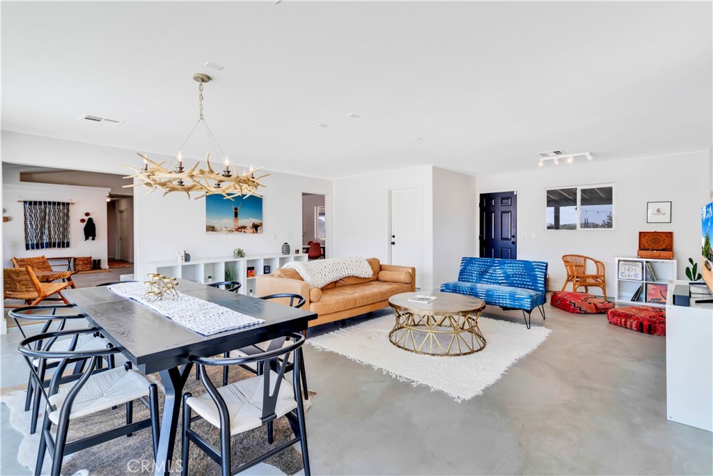 5415 Red Ryder Rd, Pioneertown, CA 92268