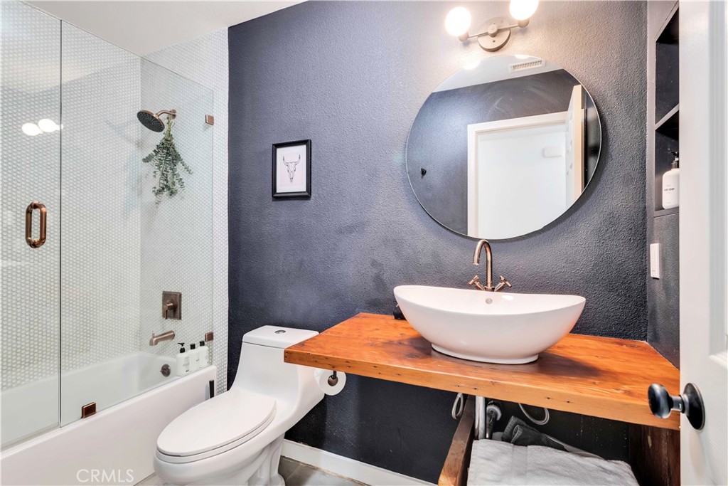 5415 Red Ryder Rd, Pioneertown, CA 92268