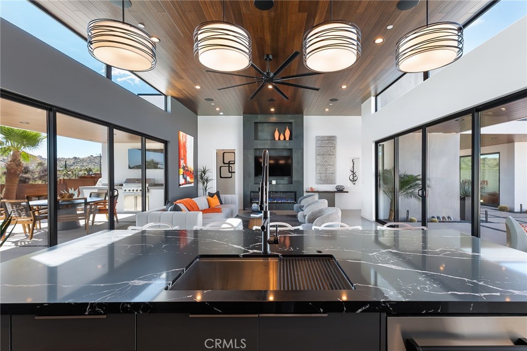 5165 Roy Rogers, Pioneertown, CA 92268