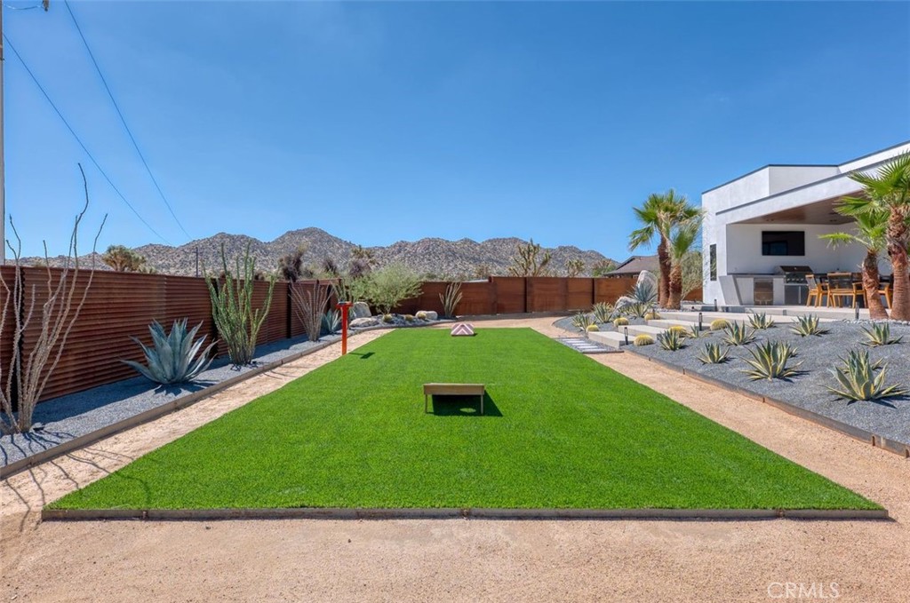 5165 Roy Rogers, Pioneertown, CA 92268