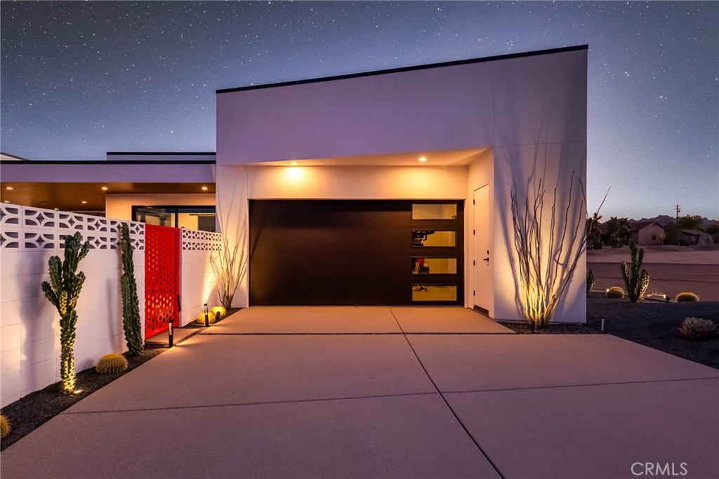 5165 Roy Rogers, Pioneertown, CA 92268