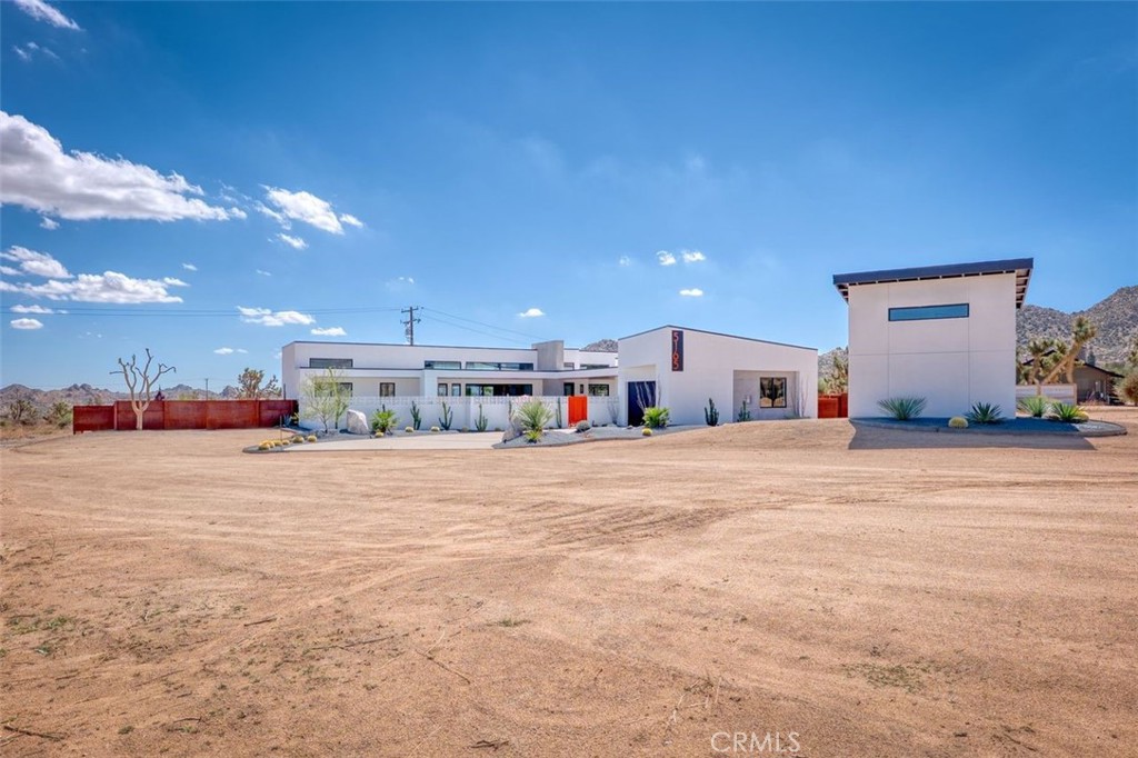 5165 Roy Rogers, Pioneertown, CA 92268