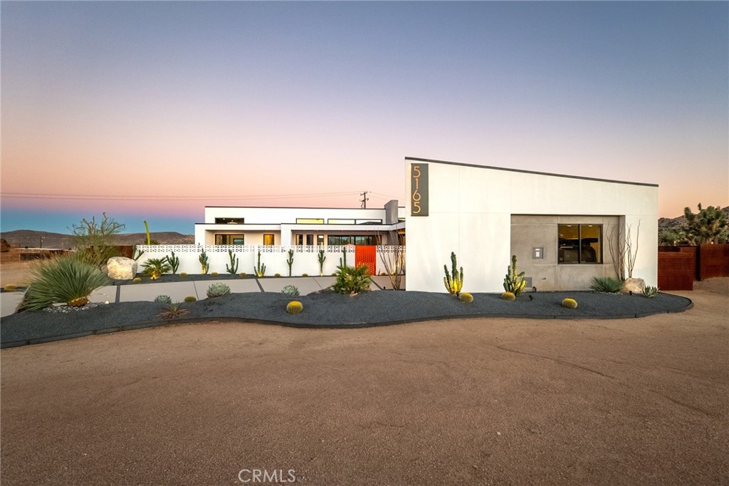 5165 Roy Rogers, Pioneertown, CA 92268