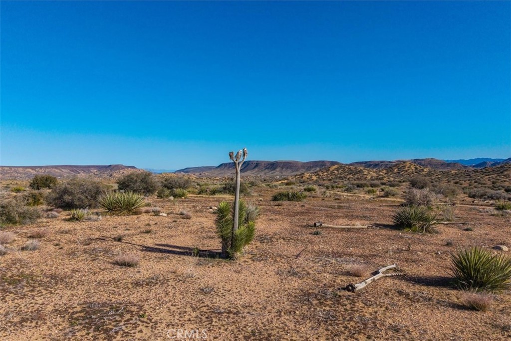 3263 Apache Pass / Bypass, Pioneertown, CA 92268