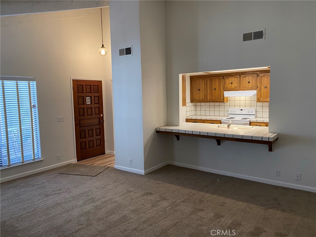 4619 N Emerson, Fresno, CA 93722