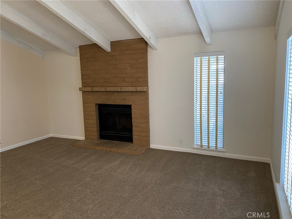 4619 N Emerson, Fresno, CA 93722